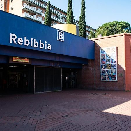 Rebibbia Guest Art Metro B Apartment Roma Exterior foto