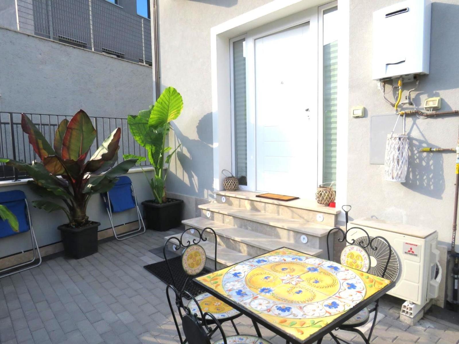 Rebibbia Guest Art Metro B Apartment Roma Exterior foto